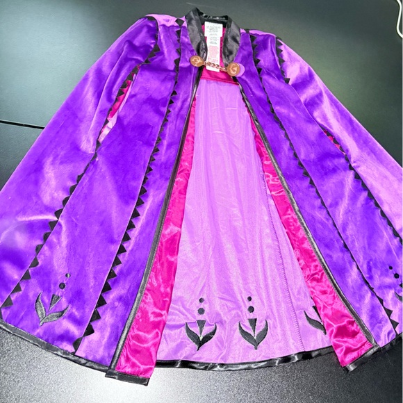 Disney Frozen 2 Anna Deluxe Traveling Costume high quality embroidered size‎ 4 - Picture 5 of 8